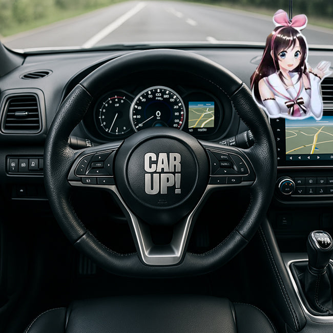 Anime-Duftbaum in Pink – Auto-Lufterfrischer mit Manga-Figur im auffälligen pinken Kleidchen